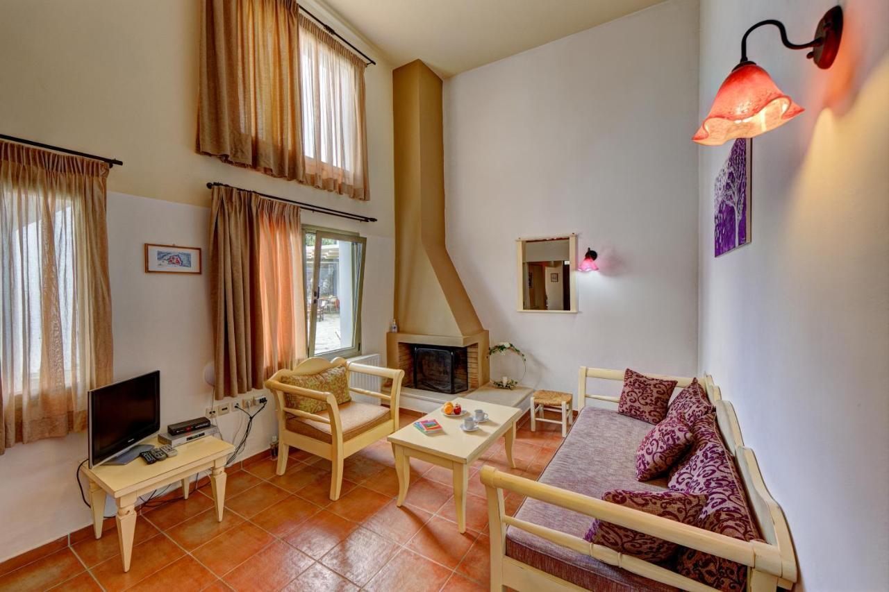 Mourtzanakis Residence - Traditional Eco Hotel In Akhládha Eksteriør billede